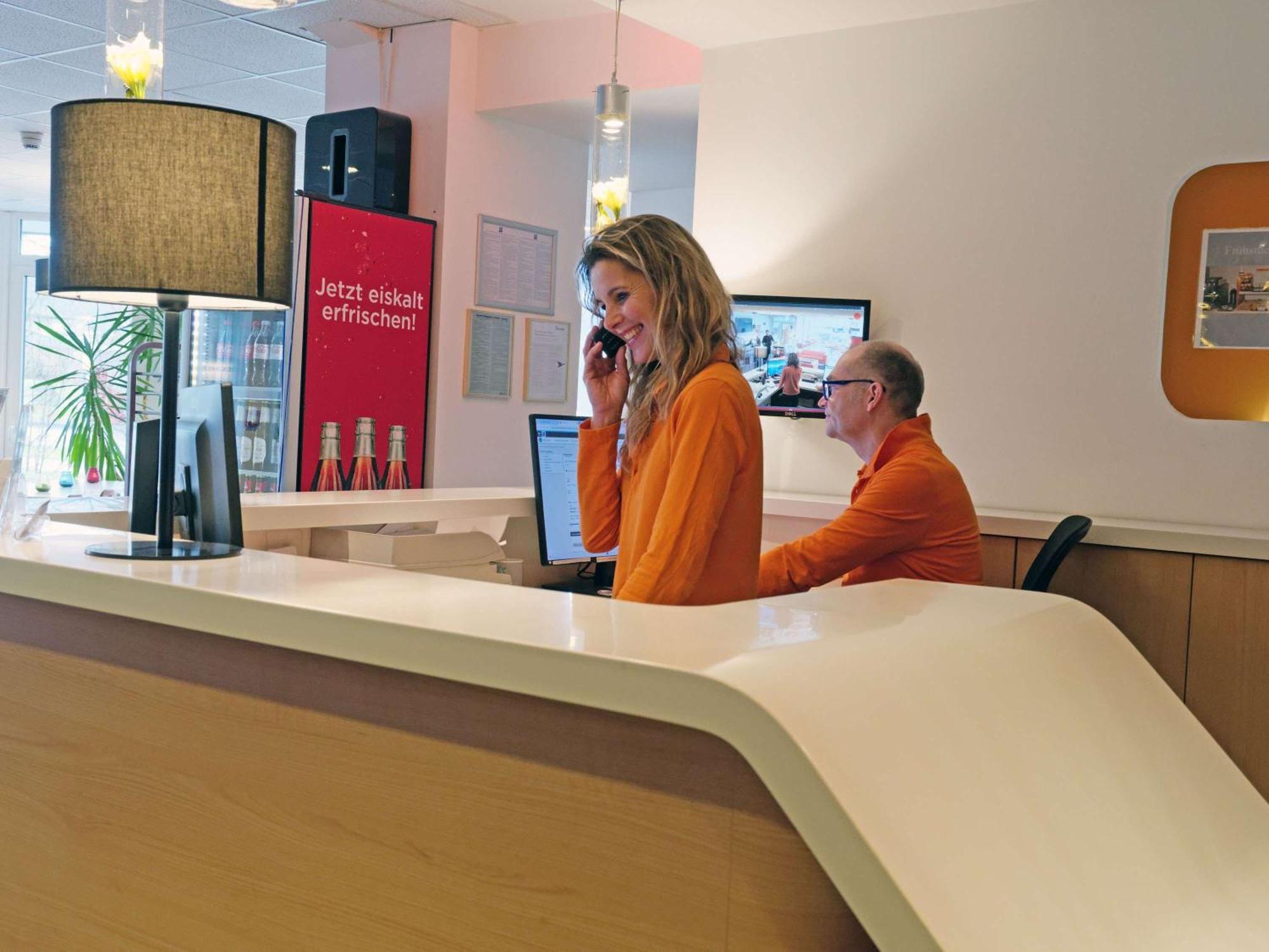 Ibis Budget Hotel Bonn Sued Кенігсвінтер Екстер'єр фото